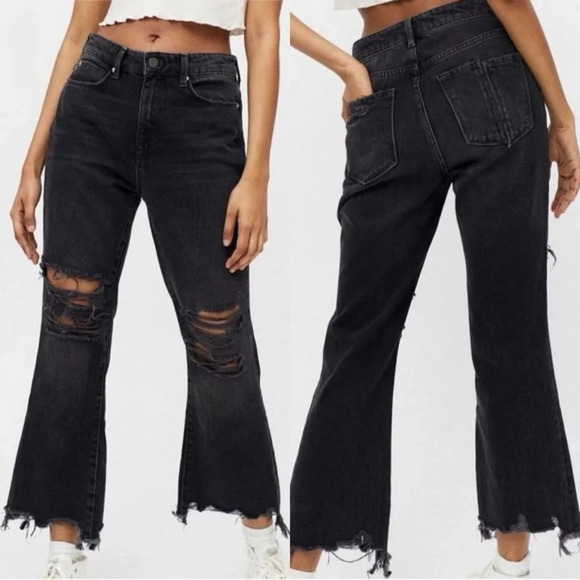 BDG Urban Outfitters Wilco High-Waisted Cropped Flare Jeans in Black Faded 26 - Picture 1 of 15